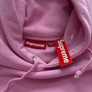 MICRO LOGO HOODED SWEATSHIRT